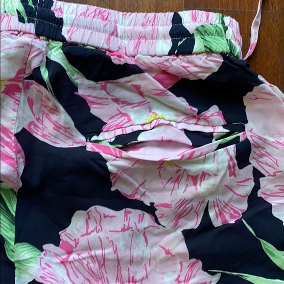 French Connection Lightweight Floral Pants, Size 0 - Picture 7 of 8